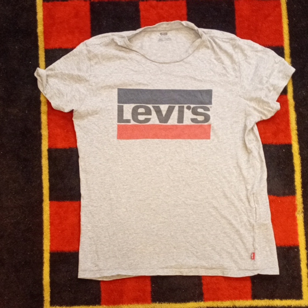 Levis Shirt (M)